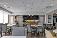Hampton Inn San Antonio-Downtown (River Walk Area) - 2-Star