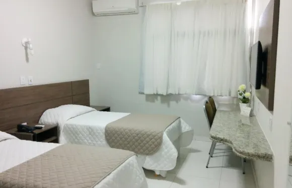 伊達布拉宮殿酒店