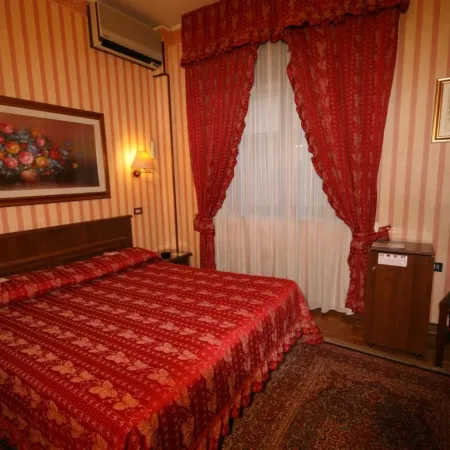 Hotel Italia City Center