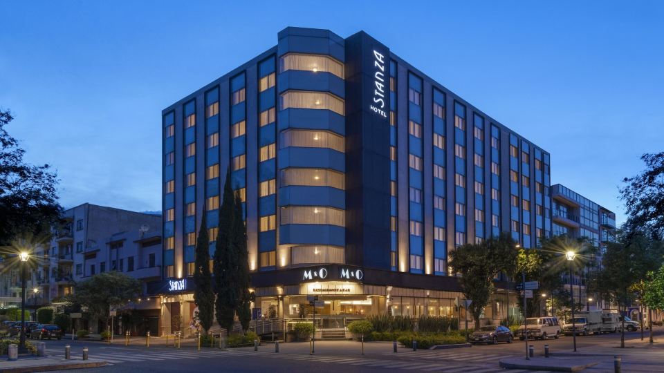 Stanza Hotel