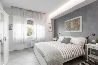 Interno 1 Ciampino Roma Luxury Apartment Con Balcone 치암피노 호텔