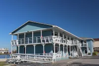 Fin 'n Feather Waterside Inn by Kees Vacations Hotels in Wanchese