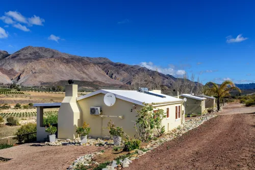 Bon Accord Farm Cottages - Parking