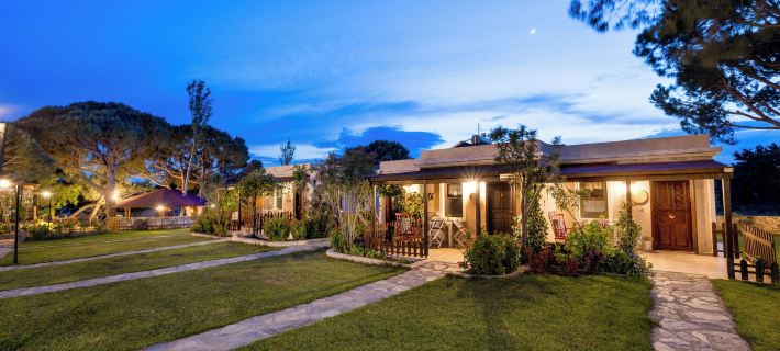Aral Tatil Ciftligi Hotels in Tenedos