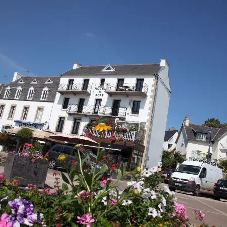Hotel du Port
