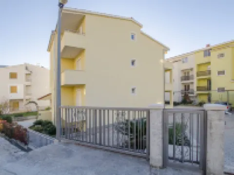 Apartments Srecko Hotels in Duce