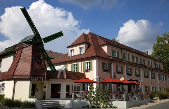 風車酒店及餐廳