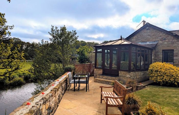 Beautiful detatched cottage situated within a small hamlet near Bamburgh.
