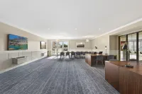 The Vanderbilt Hotel Suites - parking