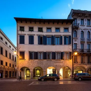 Mercatovecchio Luxury Suites