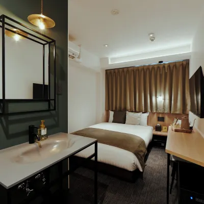 R Hotel Namba Daikokucho Hôtels à proximité de : Gare de Daikokucho
