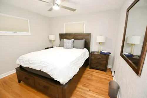 Remodeled Home 1 Mile From Notre Dame 1150