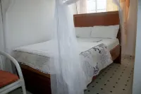 Siaya White Hotel Hôtels à : Ugunja