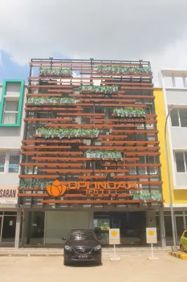 Opi Indah Hotel - Phòng tập thể hình