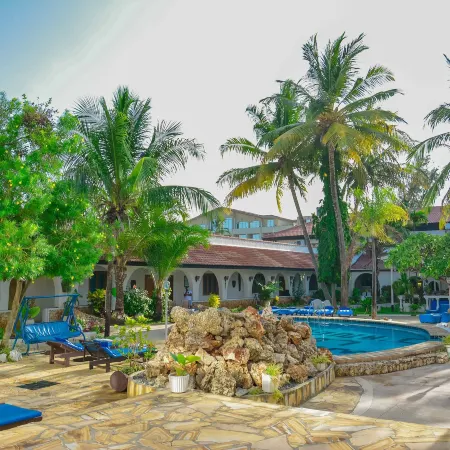 Best Western Jangwani Sea Breeze Hotel