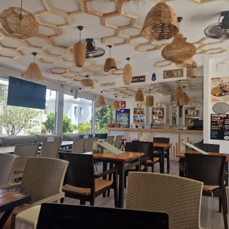 Yade Luxe Hotel