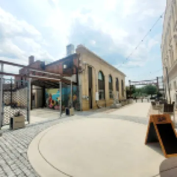 Cozy 3Br/2BA Home Near Downtown Monroe & Waxhaw with Fire Pit + Patio Hotels in Monroe