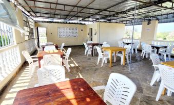Casuarina Lounge
