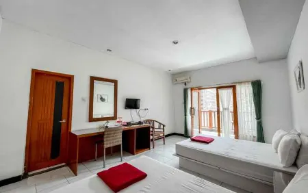 Pondok Asri 2 Pangandaran Отели в г. Пангандаран