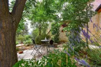 Stone House Captivating Villa in Pridraga, Zadar فنادق في 