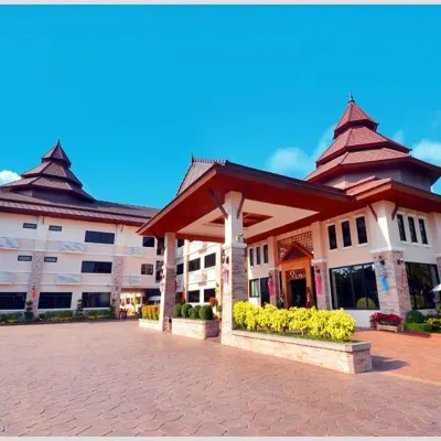 Chiangrai Grand Room Hotel Отели рядом с достопримечательностью «Парк развлечений Singha Park»