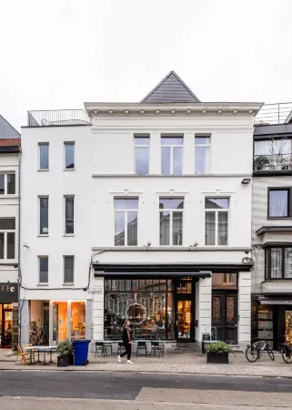 Huswell - City-View Loft with Wooden Beams and Mezzanine