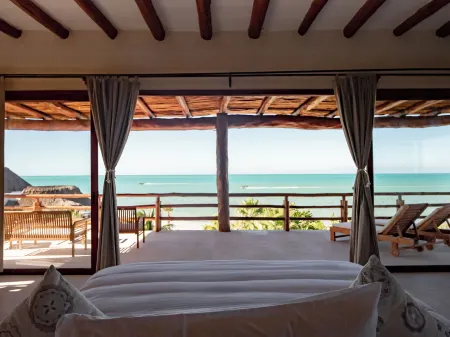 Beach Front Hotel Boutique DK House Отели рядом с достопримечательностью «Playa Holbox»