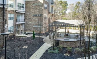 Luxury Apartment Near Emory Hospital University