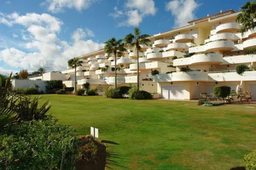Immaculate 3-bed Penthouse- Stunning Views - 3-Star