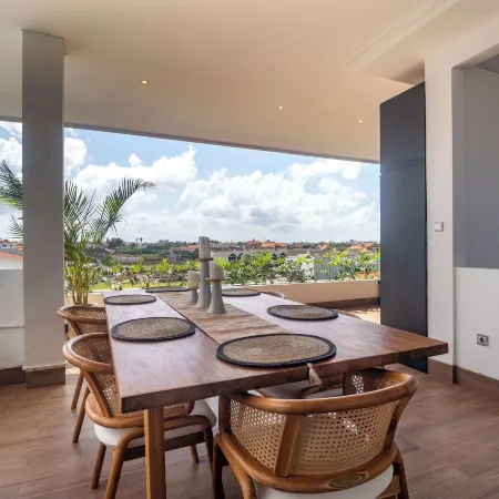 Octa Canggu Villa and Condotel