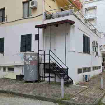 Tirent Apartment - Cozy Bedrooms Stay by Golem Beach. Hotel Exterior