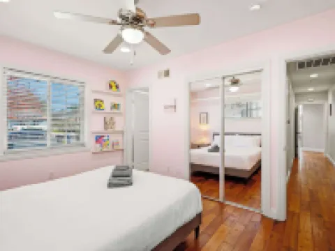 Luxury Estate with Sparkling Pool & Elegant Amenities Hotels in Glendora