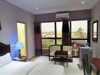 Fams Embassy Suites Hotels in Ibereko