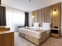 AMAR Design Hotel by HMG Hotels near Central Synagogue of Sofia