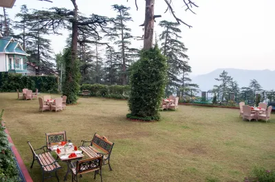 Hotel Southgate Shimla Отели рядом с достопримечательностью «Ридж»
