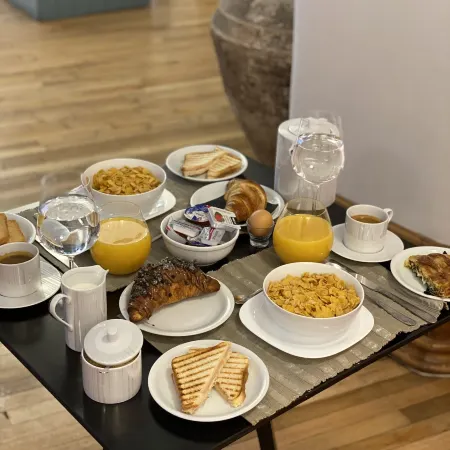 Step One | Luxury Suites Right in the Heart of Acropolis Next to Metro Station Отели рядом с достопримечательностью «Площадь Синтагма»