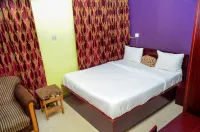 PROXIMA INN