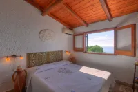 Nice detached house in a fantastic seafront location. No cleaning fees. Hotels in Fontane Bianche