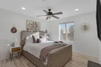 The Wren 3 BD luxury retreat w. free heated pool Hotels in Ahwatukee Foothills