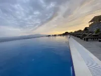 Assos Karadut Tas Hotel - Beach