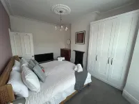 Coastal Charm - Whitley Bay: Beach - Coast - Country -Parking - Pet Friendly