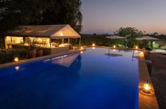 Milima Big 5 Safari Lodge