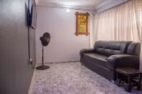 Houseproud Serviced Apartments - Apartments