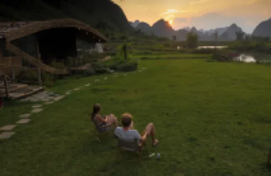 Phong Nam Station Hotels in 