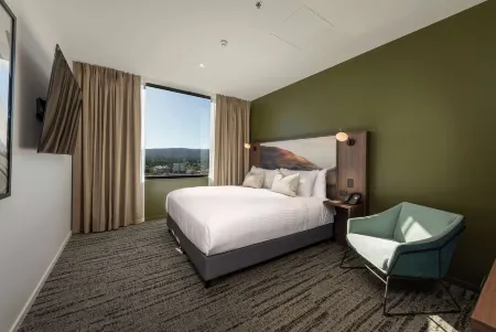 Tryp by Wyndham Pulteney Street Adelaide