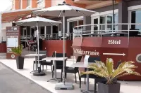 Logis Hôtel & Restaurant Mediterranee Отели в г. Лёкат