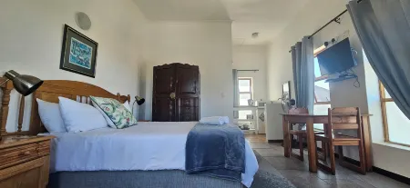 Kelkiewyn Guesthouse Caledon