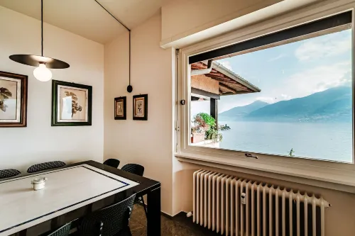 Menaggio at Its Best - by MyHomeinComo - balcony