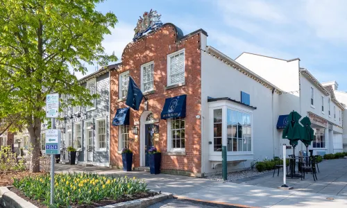 124 on Queen Hotel & Spa