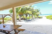 Arena y Mar Beachfront House, El Cuyo by the Spot Rentals - Beach
